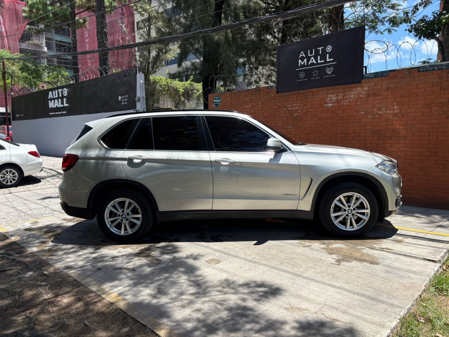 BMW-X5-Sdrive-25d-2016-564GBV (3)