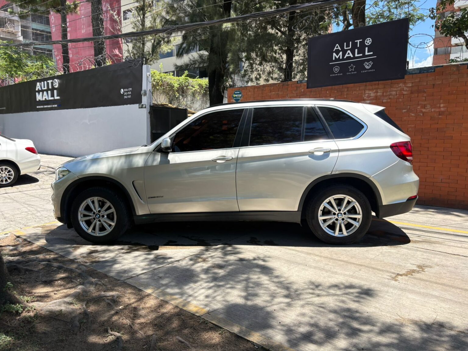 BMW-X5-Sdrive-25d-2016-564GBV (7)