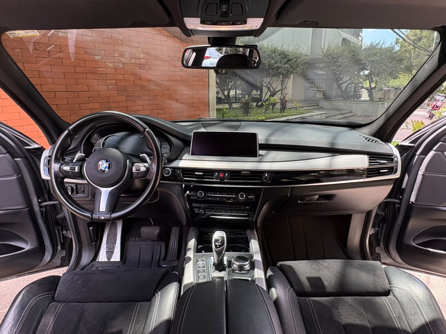 BMW-X5-XDrive-30d-2018-344JCL (12)