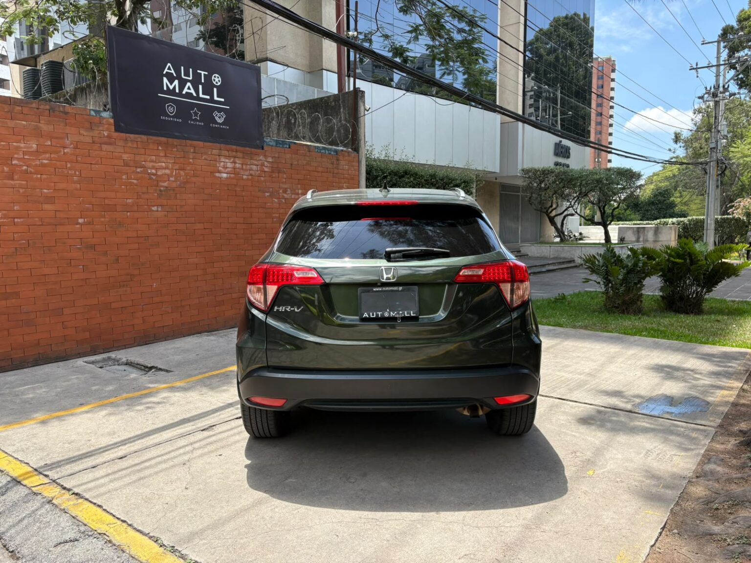 Honda-HRV-EXL-2017-701JGM (5)