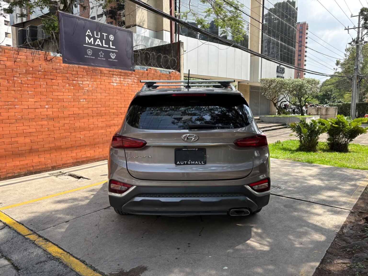Hyundai-SantaFe-2019-979JPD (15)