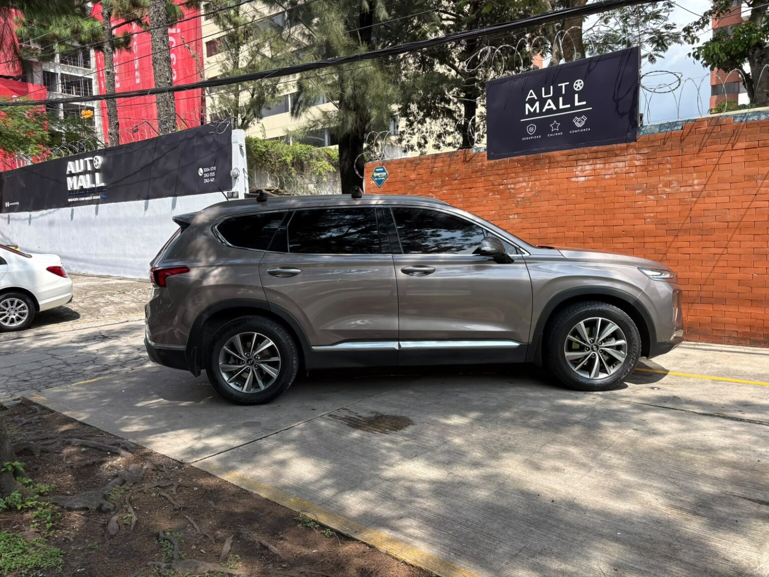 Hyundai-SantaFe-2019-979JPD (3)