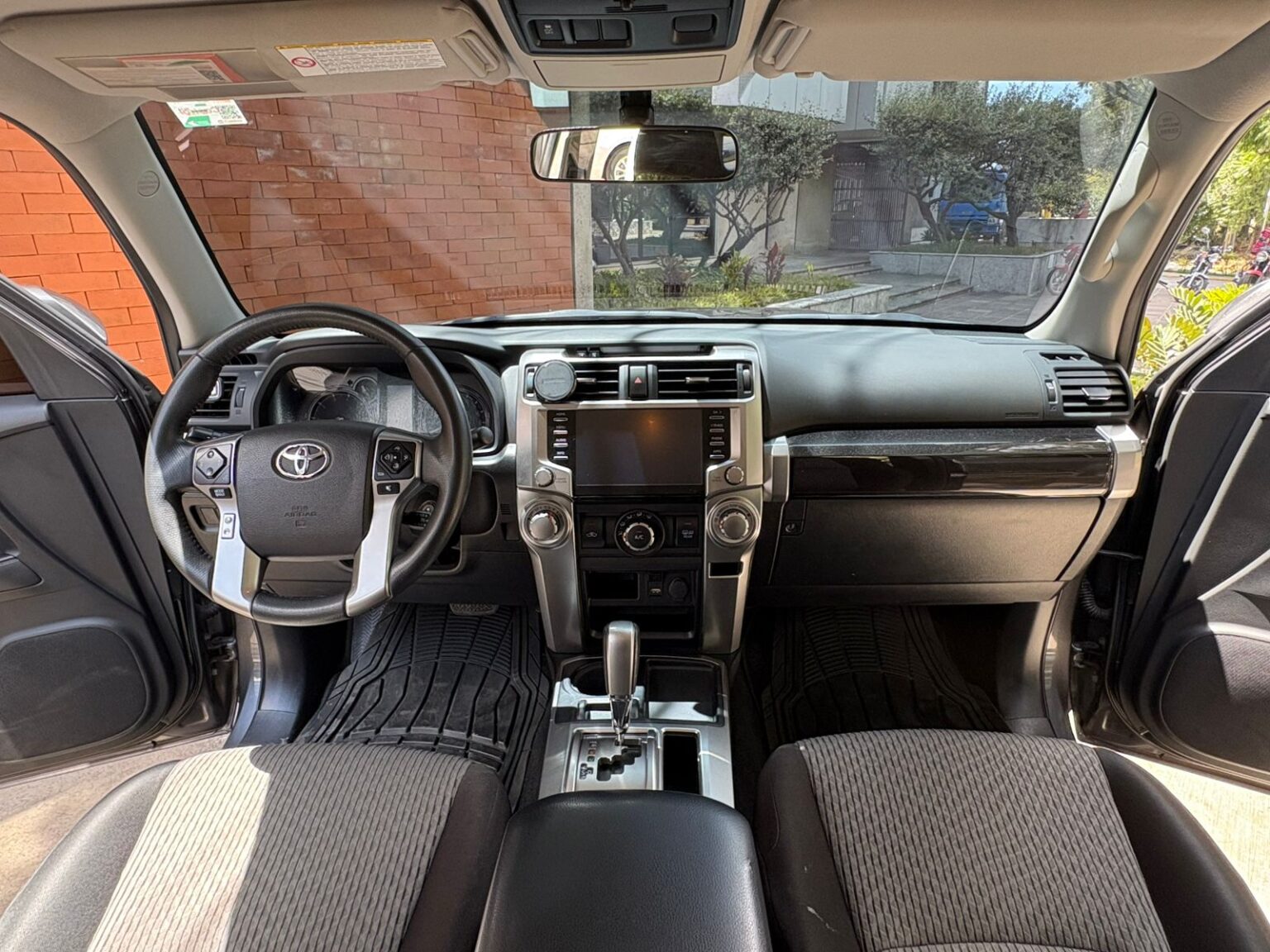 Toyota-4Runner-2022-631JKB (12)