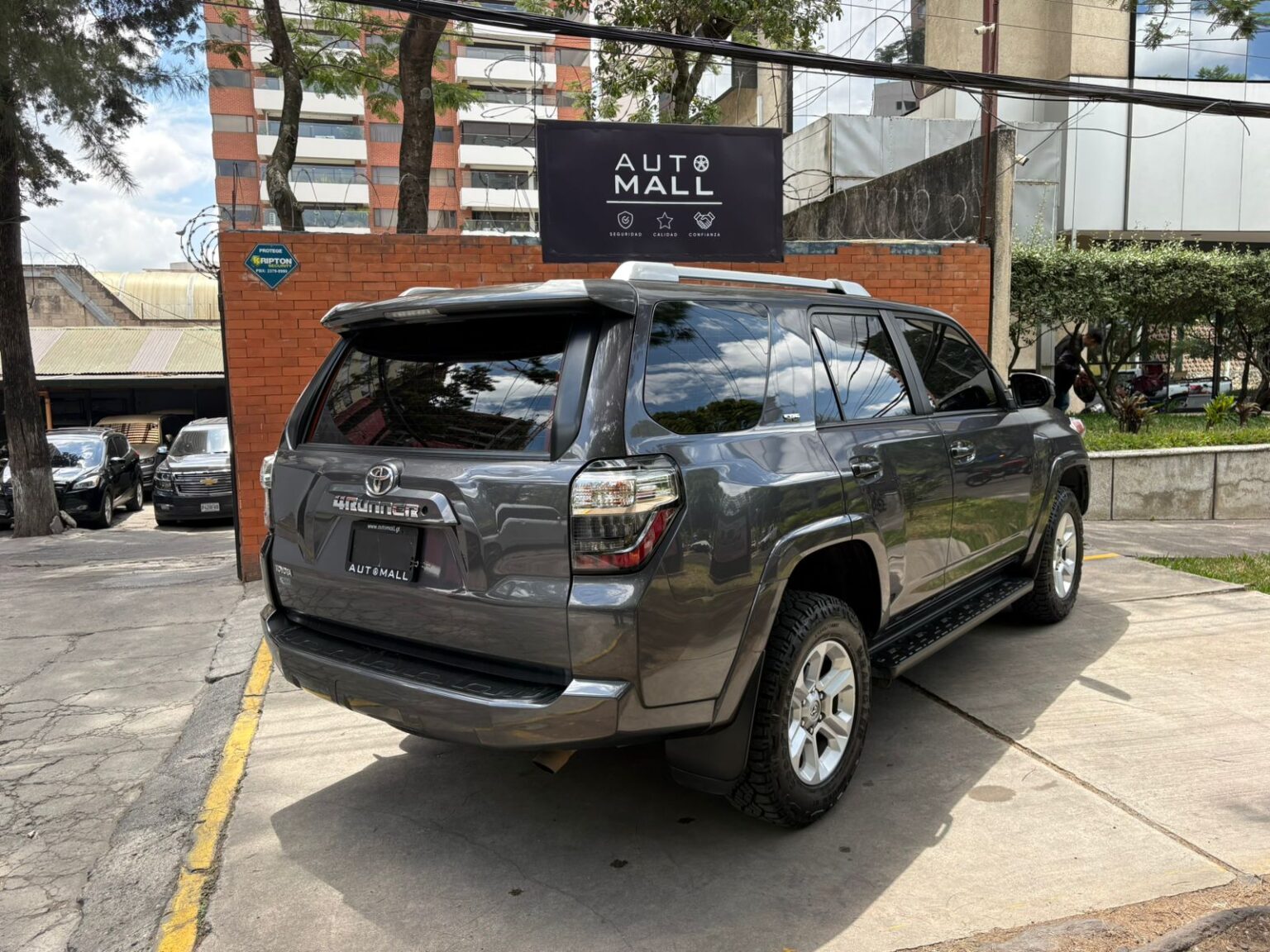 Toyota-4Runner-2022-631JKB (6)