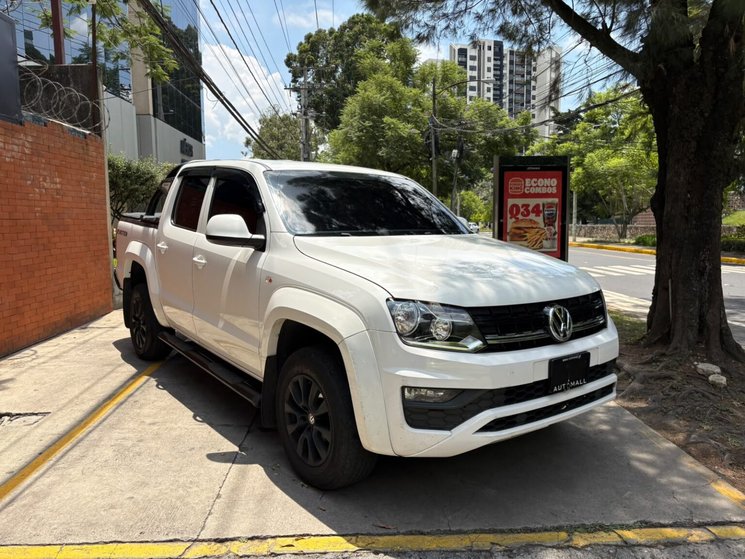 Volkswagen-Amarok-AT-2022-638KDX (15)