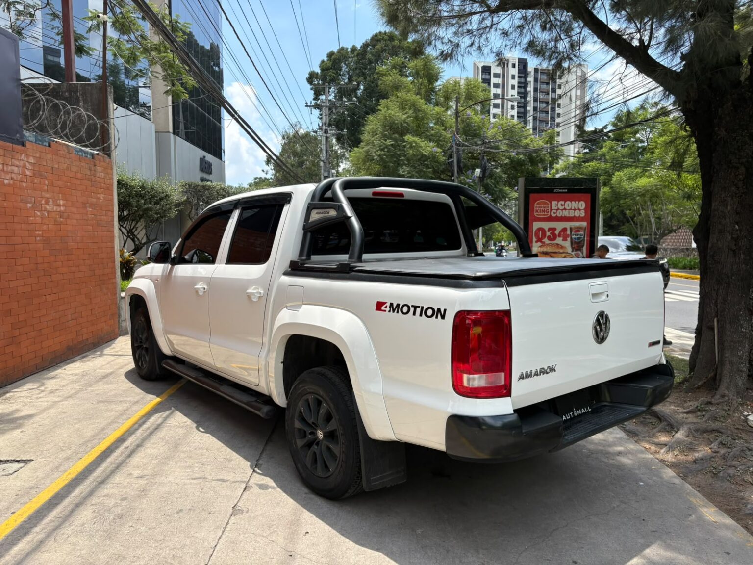 Volkswagen-Amarok-AT-2022-638KDX (5)