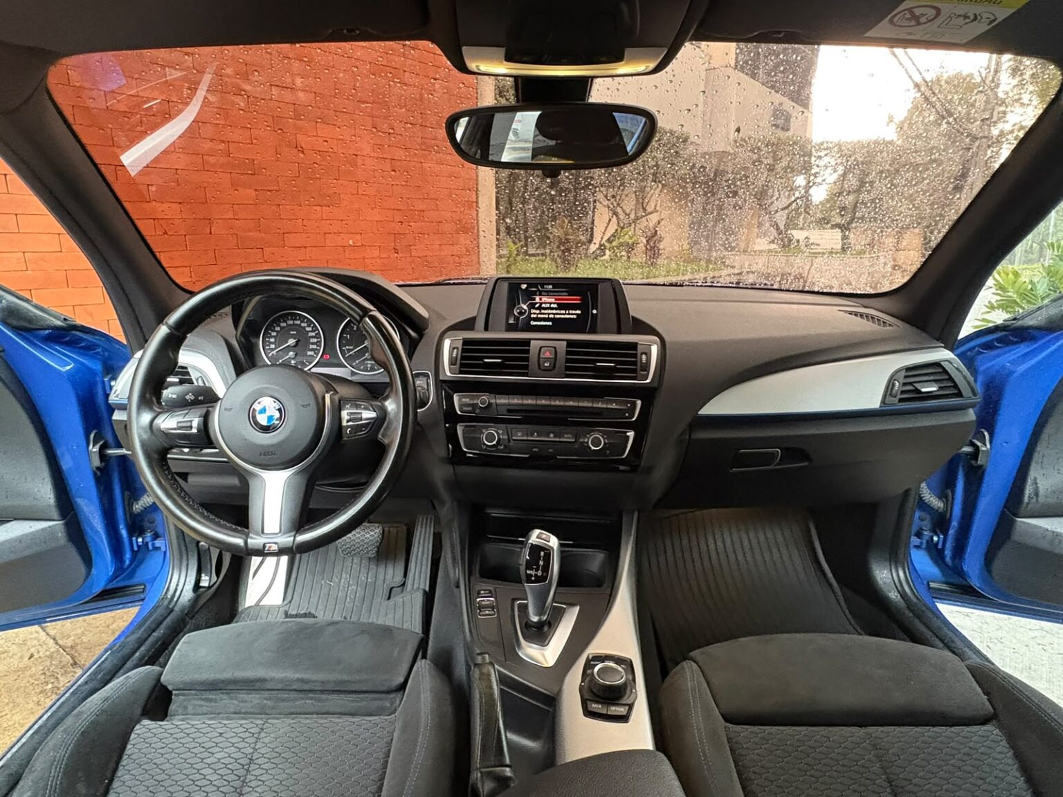 BMW-120i-AT-2016-697FZM (12)