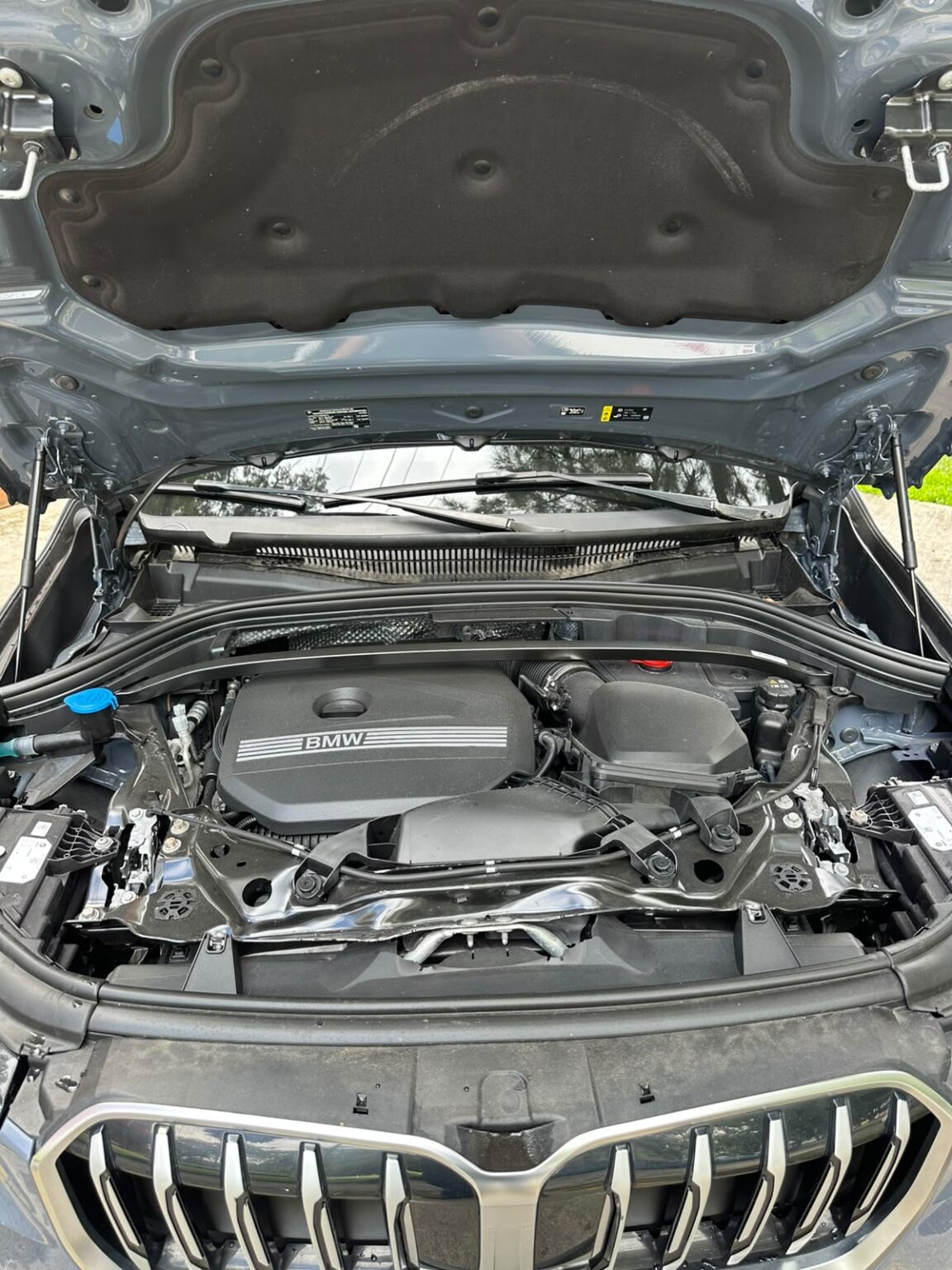 BMW X1-Xdrive-28i-2023-900LSC (5)