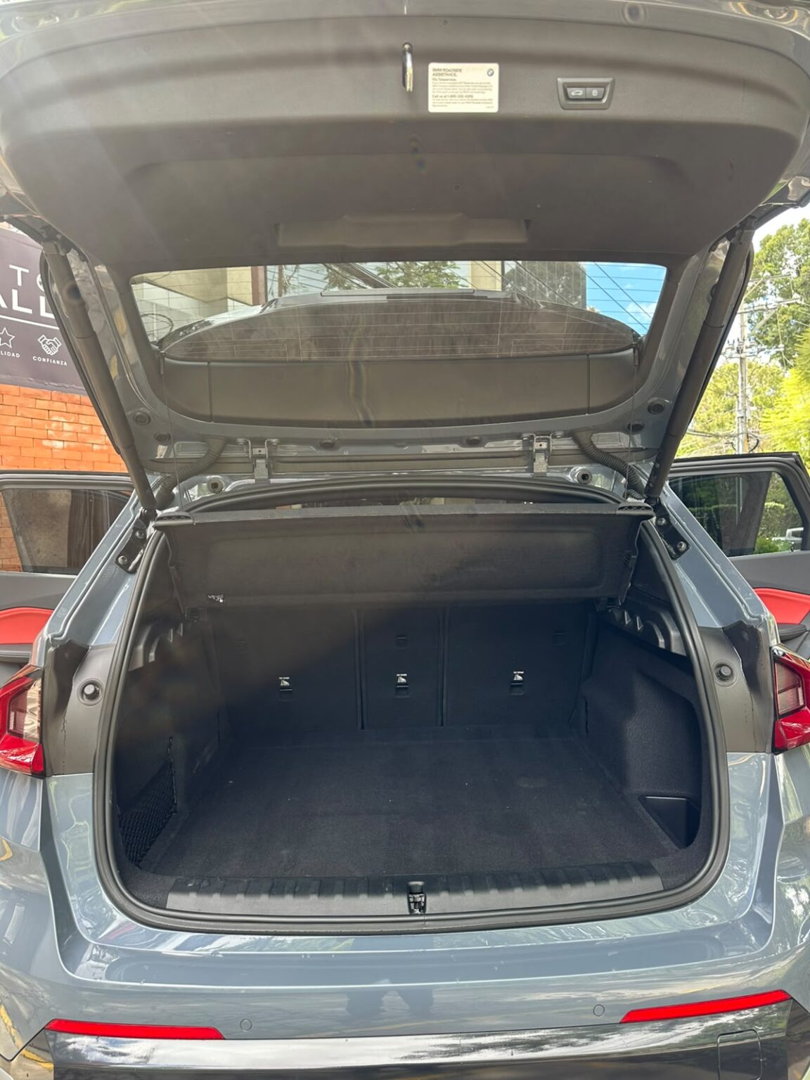 BMW X1-Xdrive-28i-2023-900LSC (9)