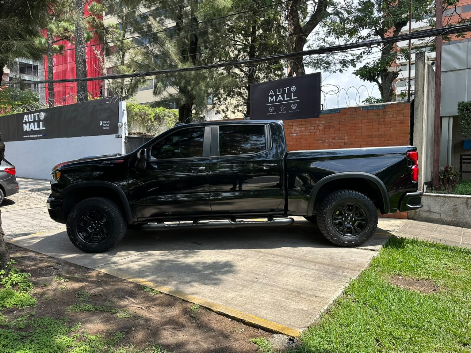 Chevrolet-Silverado-ZR2-2023-218KZT (1)