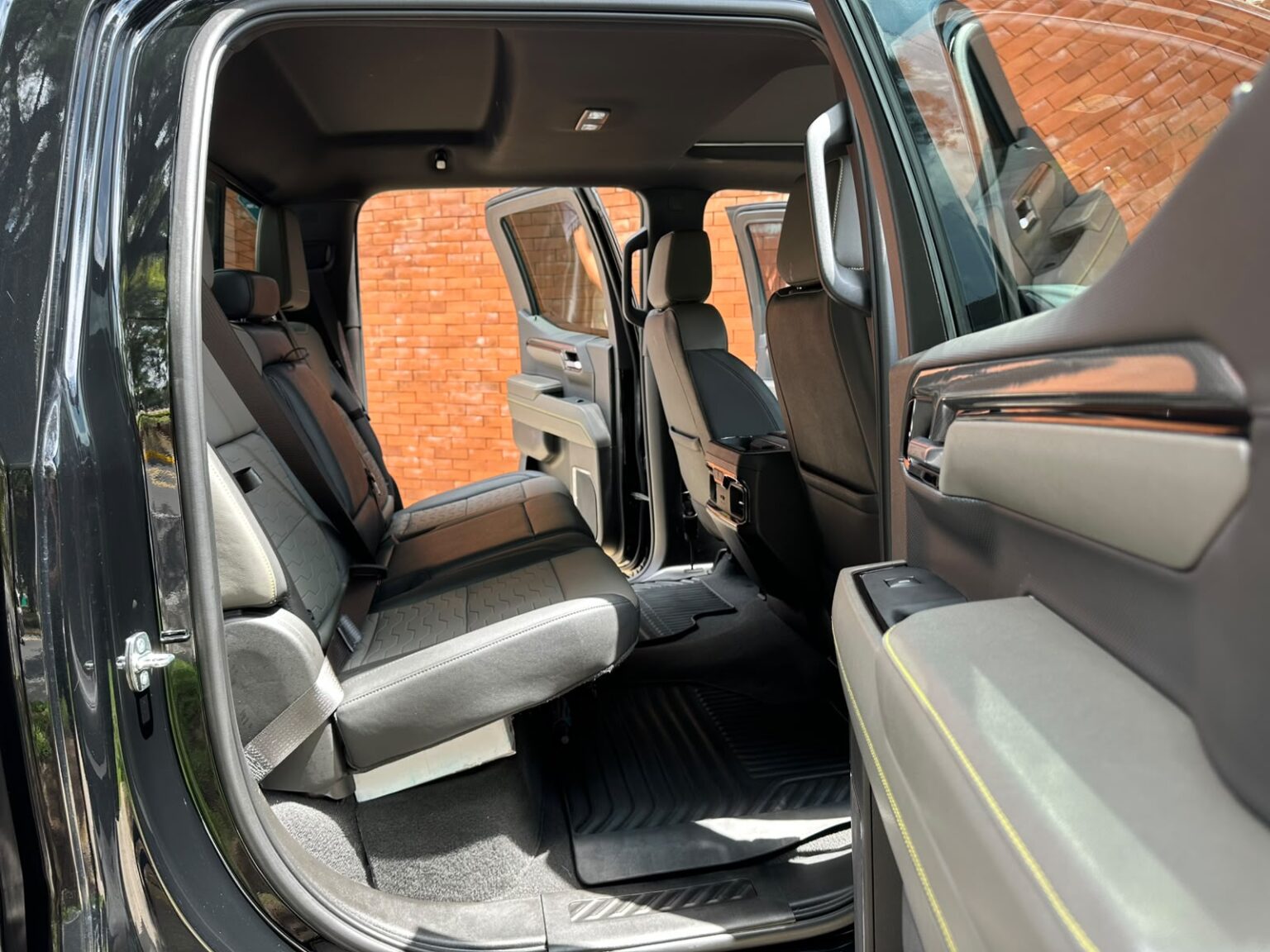 Chevrolet-Silverado-ZR2-2023-218KZT (10)