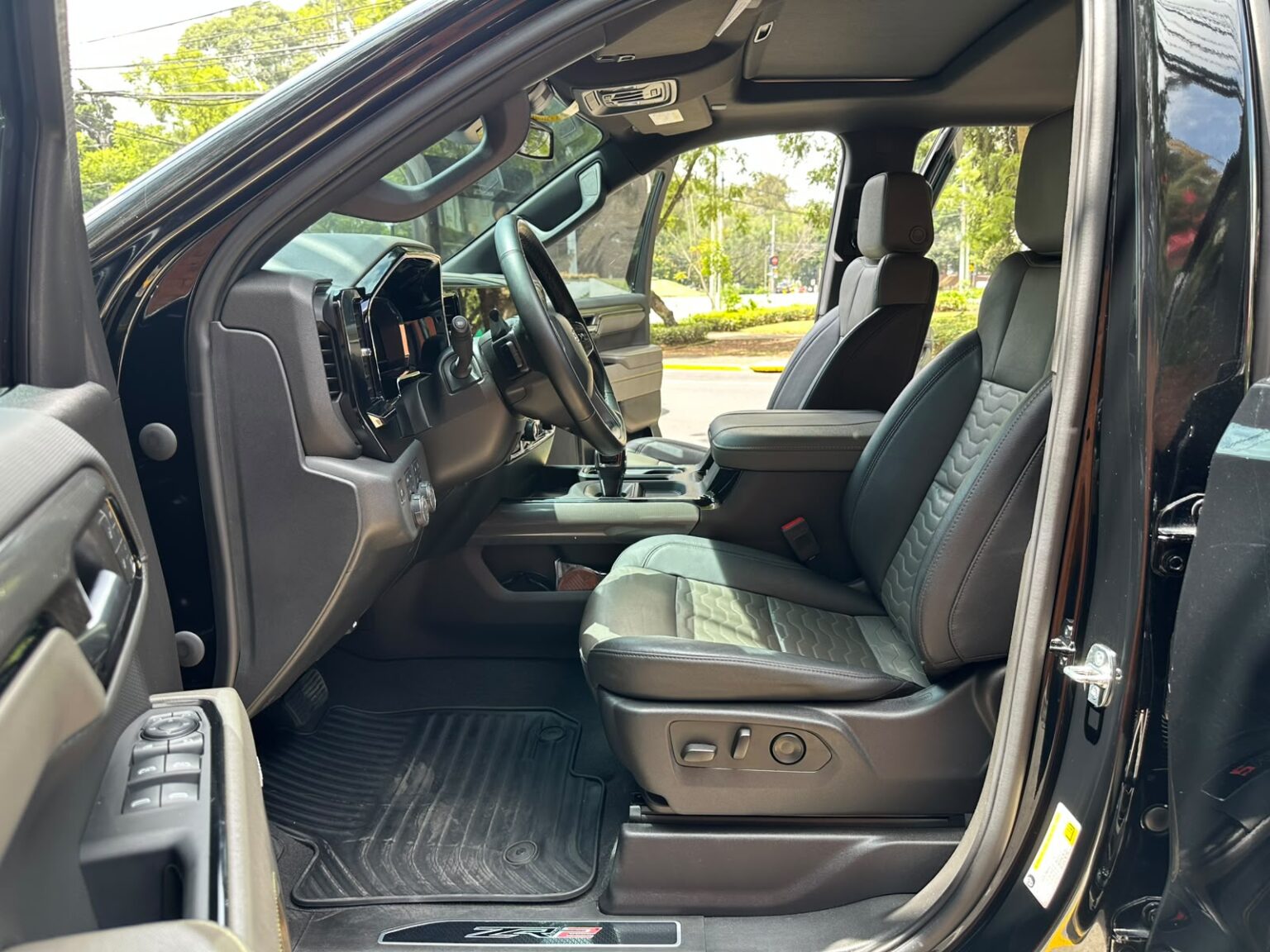 Chevrolet-Silverado-ZR2-2023-218KZT (9)