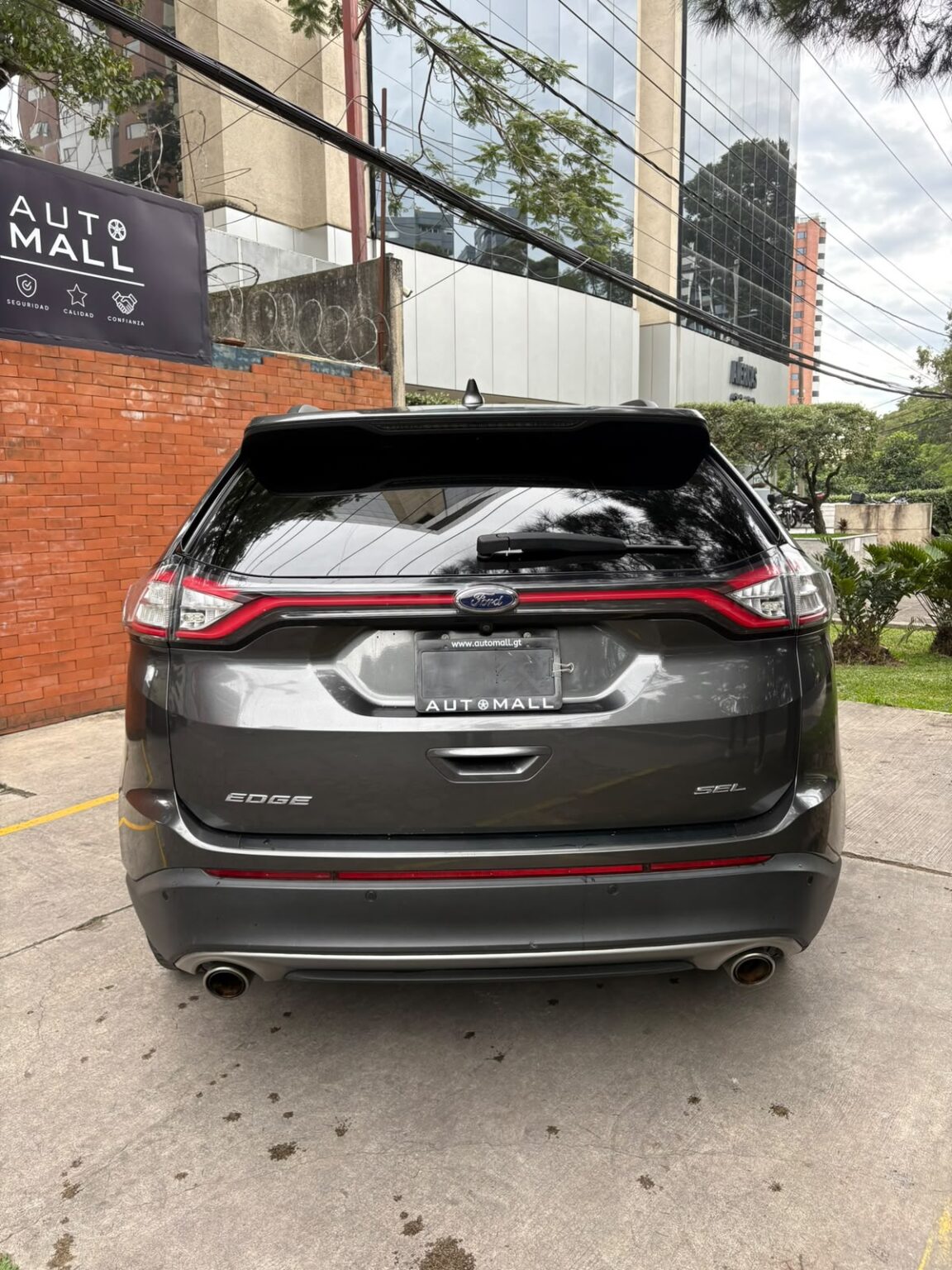 Ford-Edge-SLE-2016-313GKF (11)
