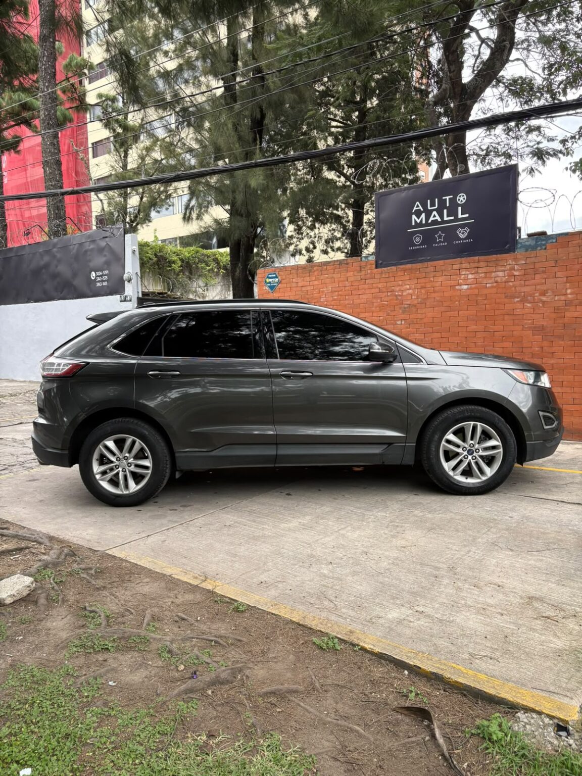 Ford-Edge-SLE-2016-313GKF (3)