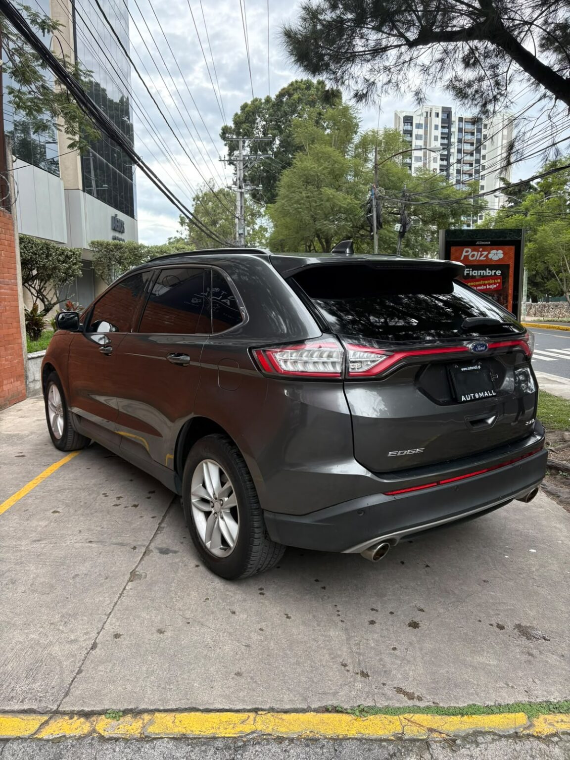 Ford-Edge-SLE-2016-313GKF (6)