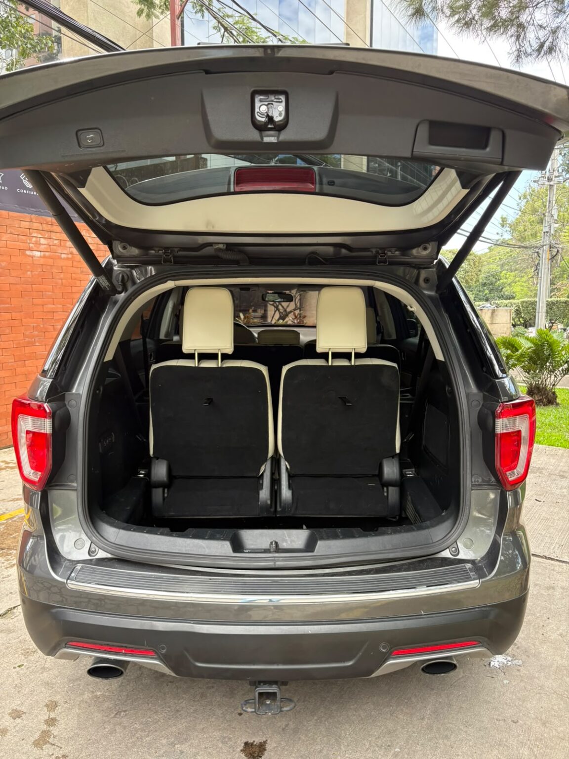 Ford-Explorer-Limited-FWD-2019-581JVL (16)
