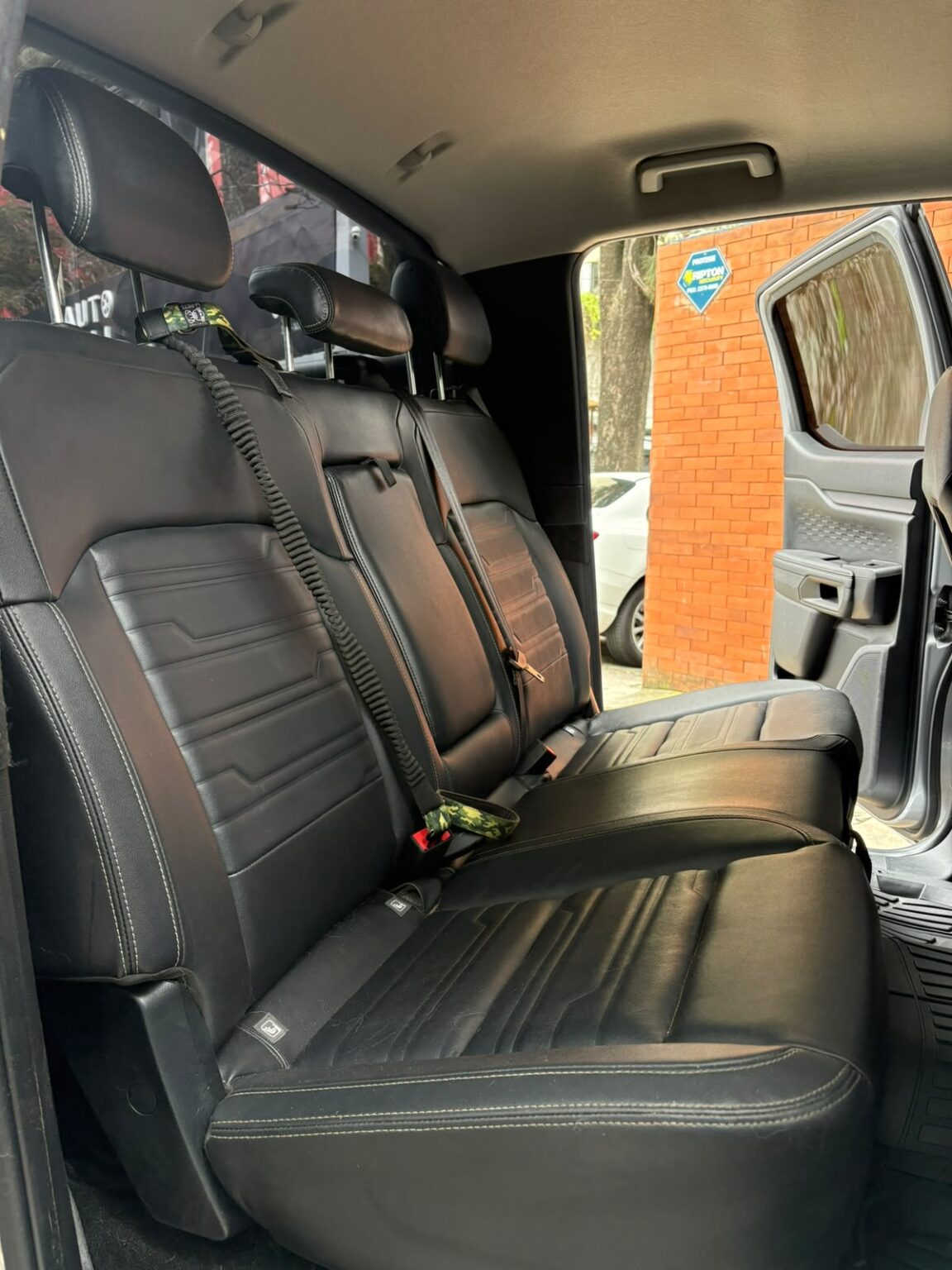 Ford-Ranger-XLT-2025-595LKD (11)