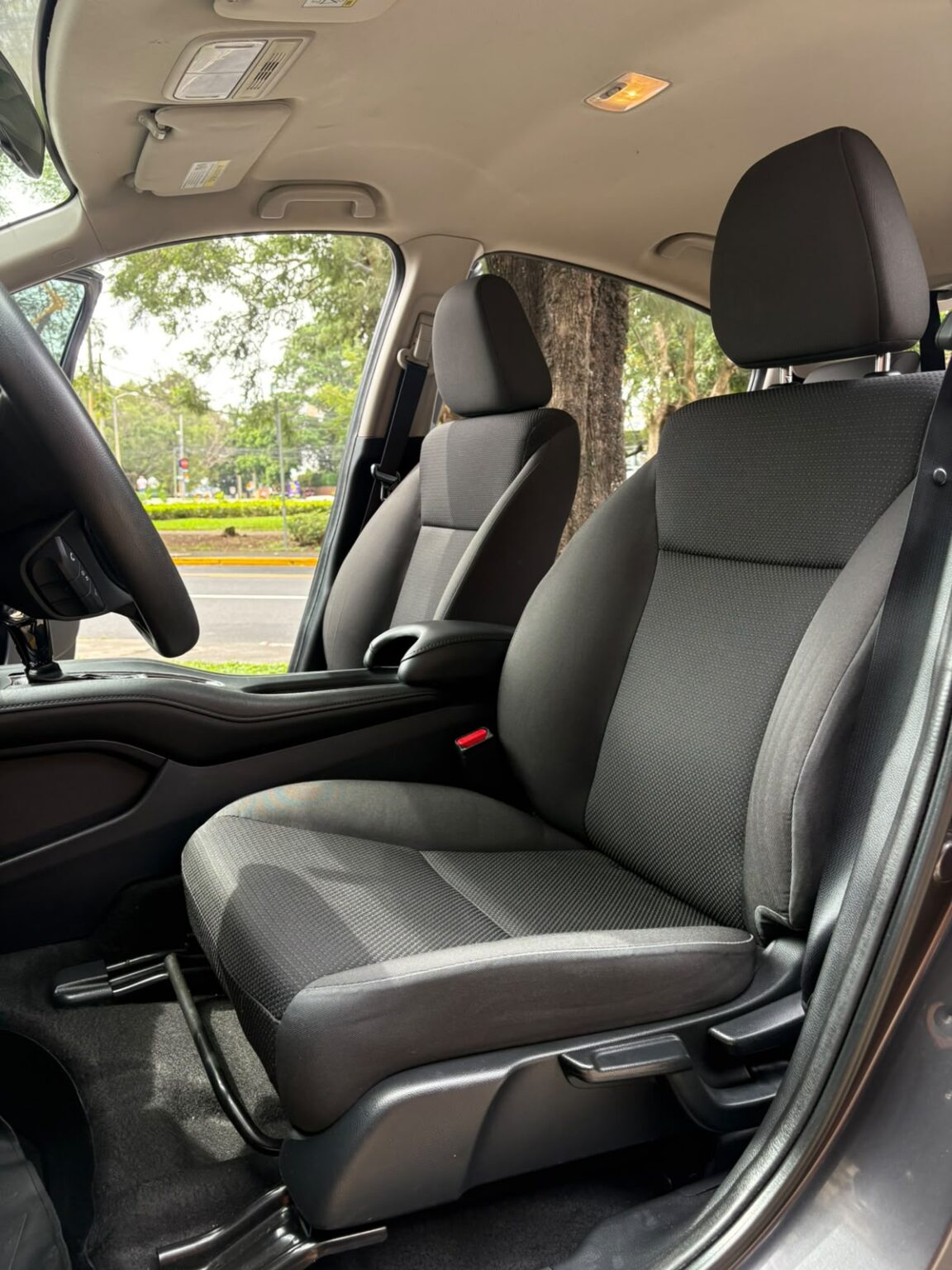 Honda-HRV-LX-2021-092LBJ (10)