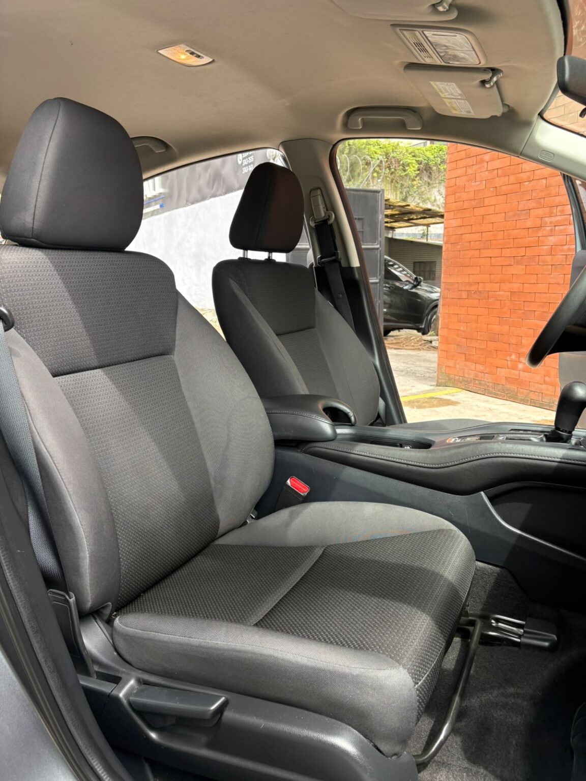 Honda-HRV-LX-2021-092LBJ (12)