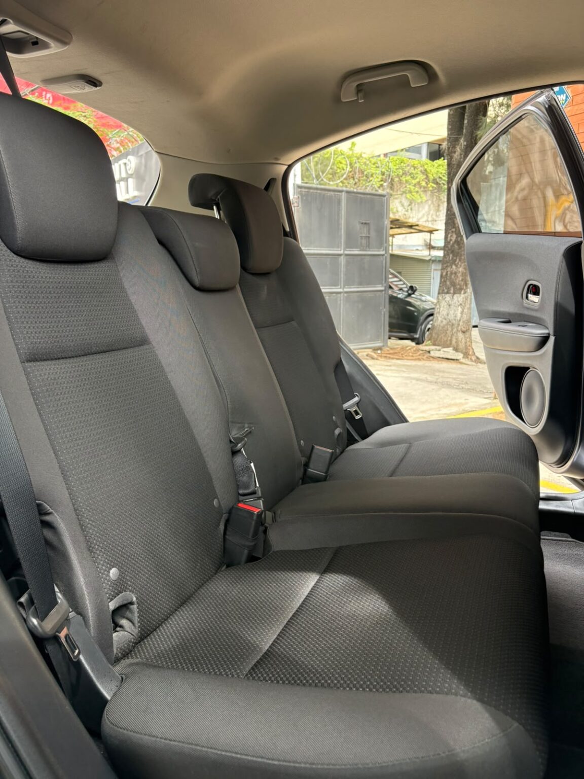 Honda-HRV-LX-2021-092LBJ (13)