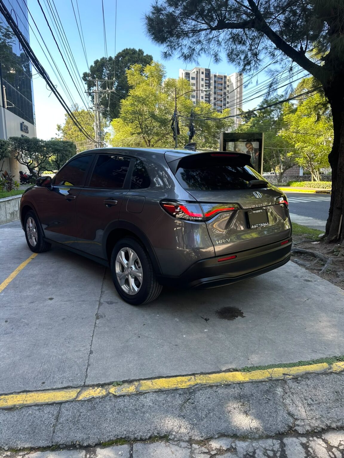 Honda-HRV-LX-2025-345LZD (10)