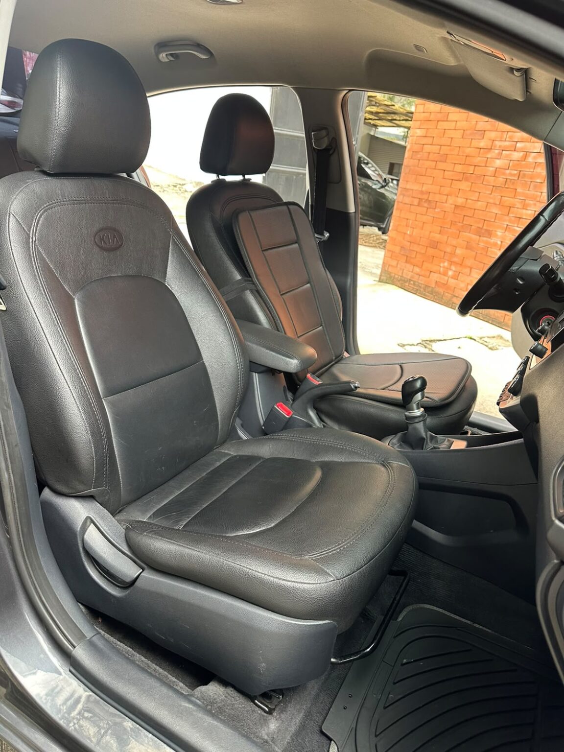Kia-Rio-EX-2016-119FZM (12)