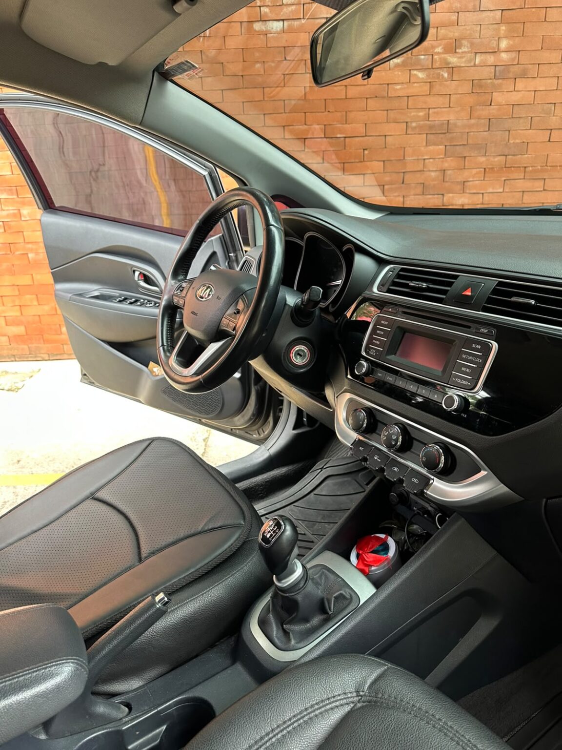 Kia-Rio-EX-2016-119FZM (9)