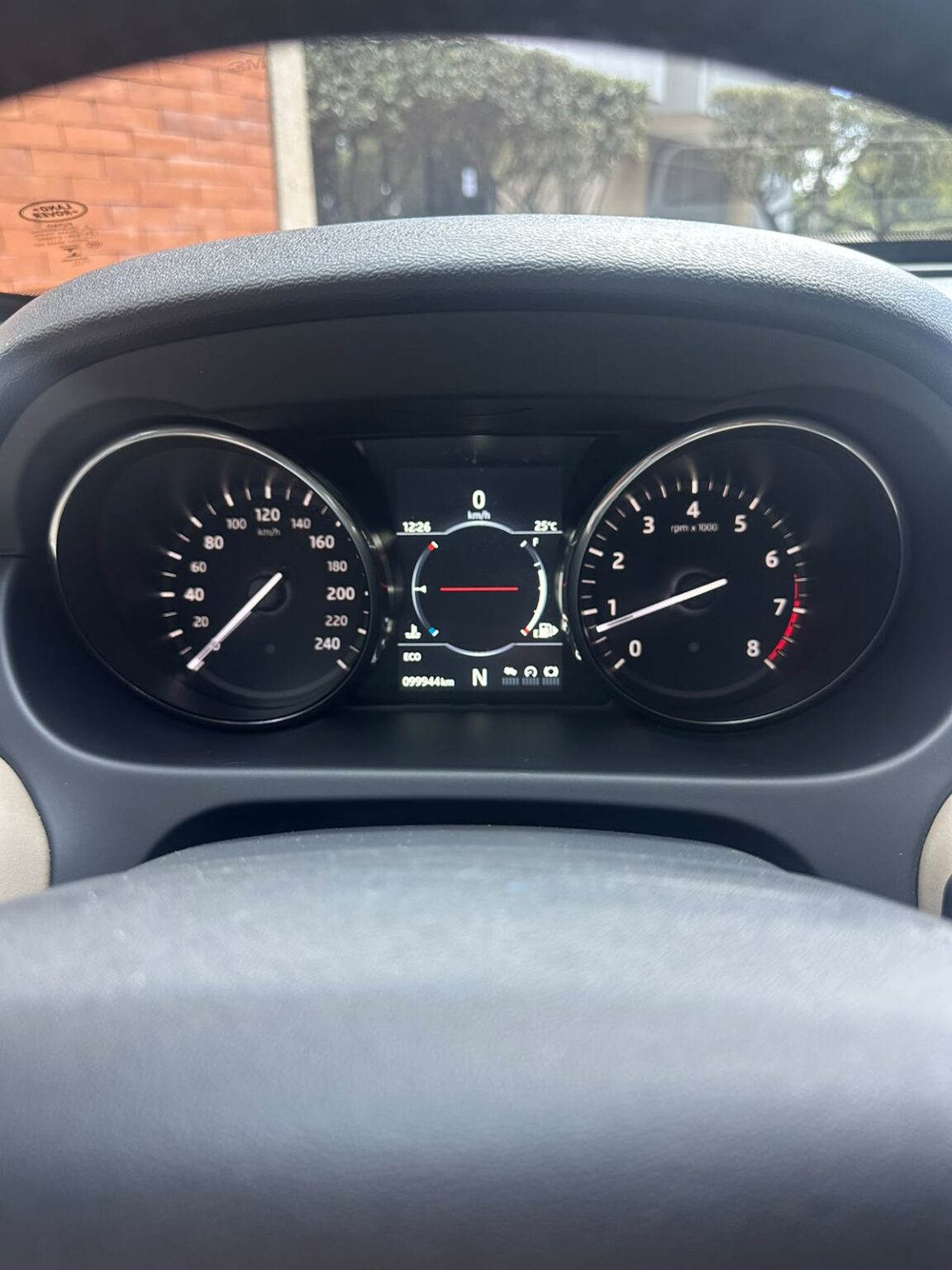 Land-Rover-Discovery-Sport-2017-815GVJ (19)