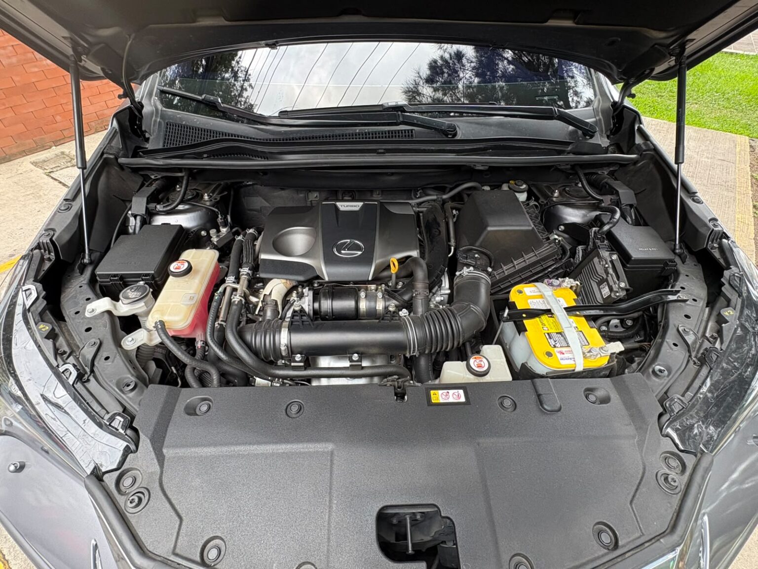 Lexus-NX300-2020-200KFZ (16)