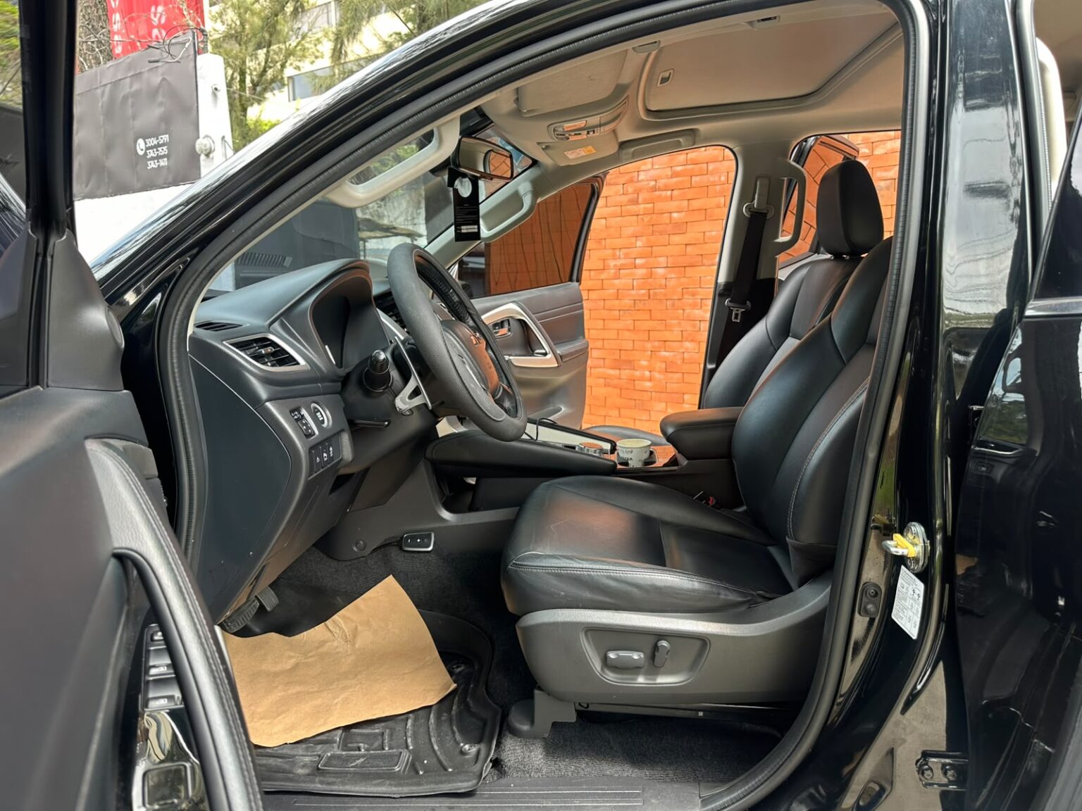 Mitsubishi-Montero-Sport-2024-832KMC (5)