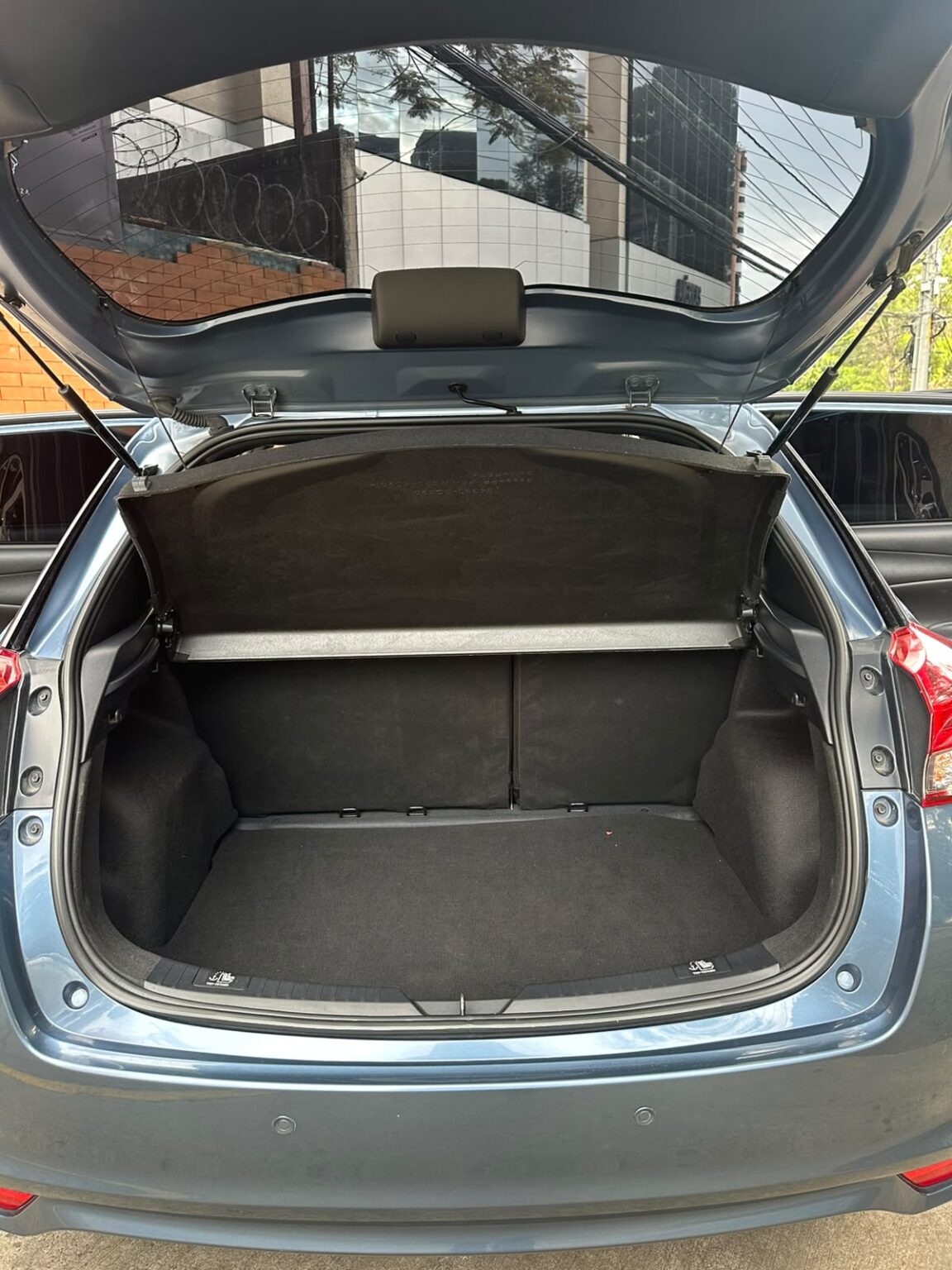 Toyota-Yaris-2023-025KDW (14)