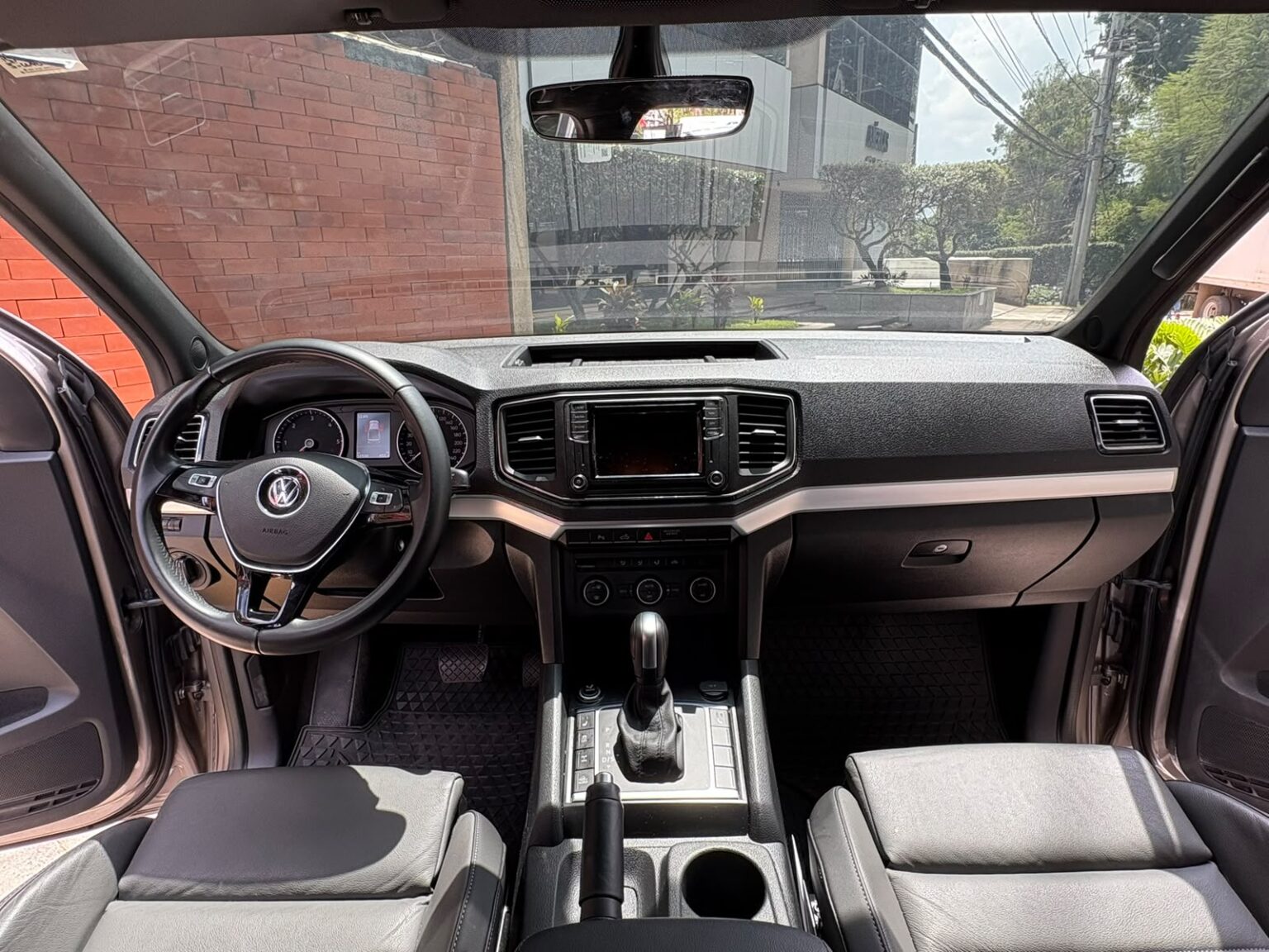 Volkswagen-Amarok-V6-2024-591LGJ (12)
