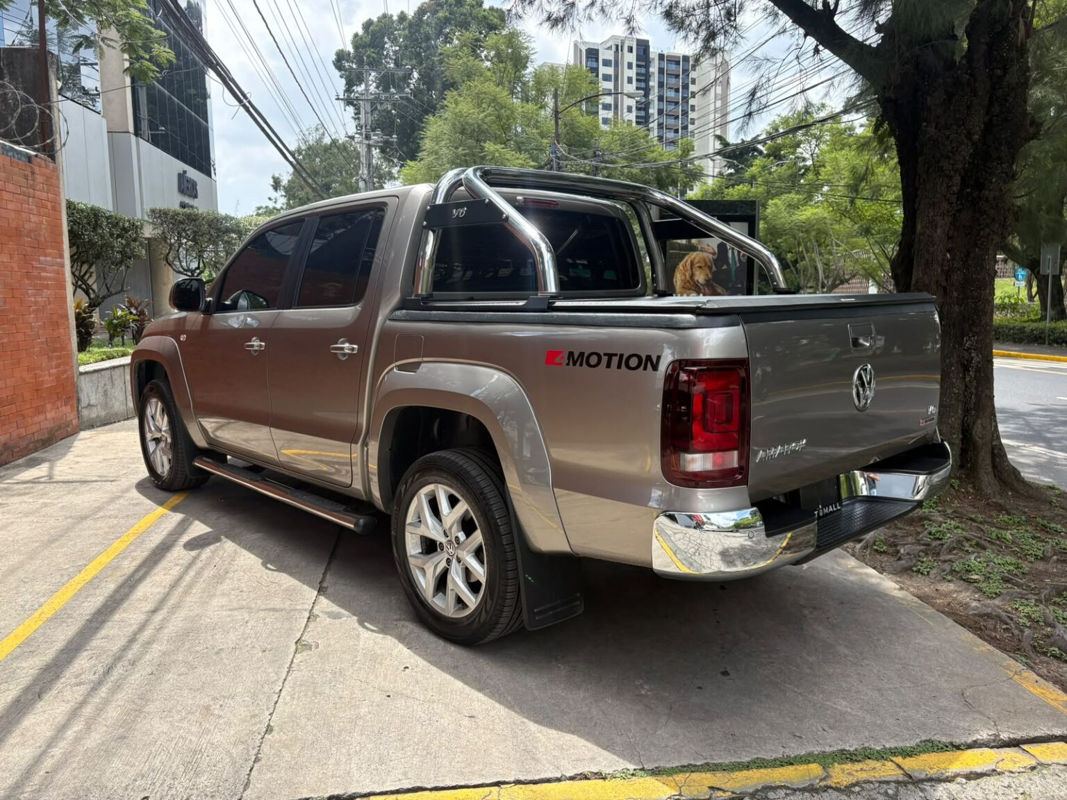 Volkswagen-Amarok-V6-2024-591LGJ (6)