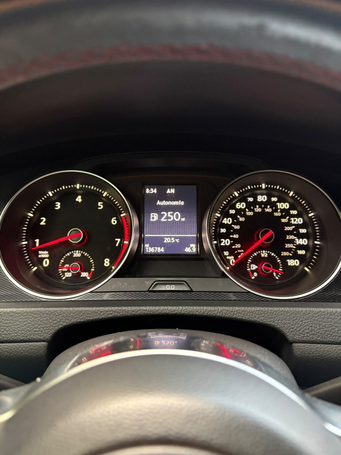 Volkswagen-GTI-MT-2015-328LKK (13)